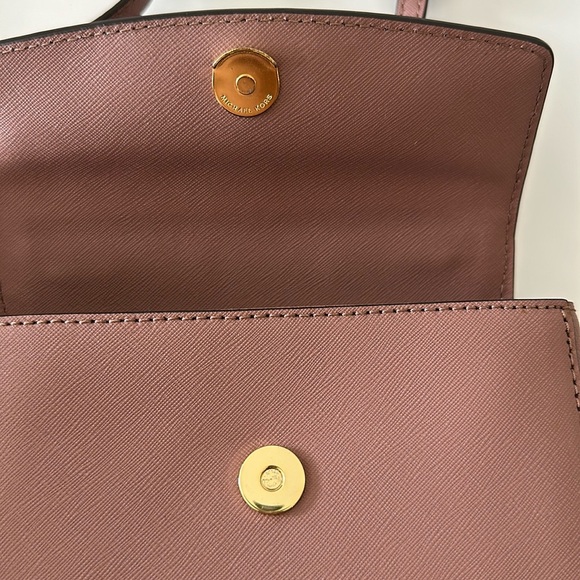 Michael Kors ‘Dusty Rose’ Small Handbag - Picture 7 of 8